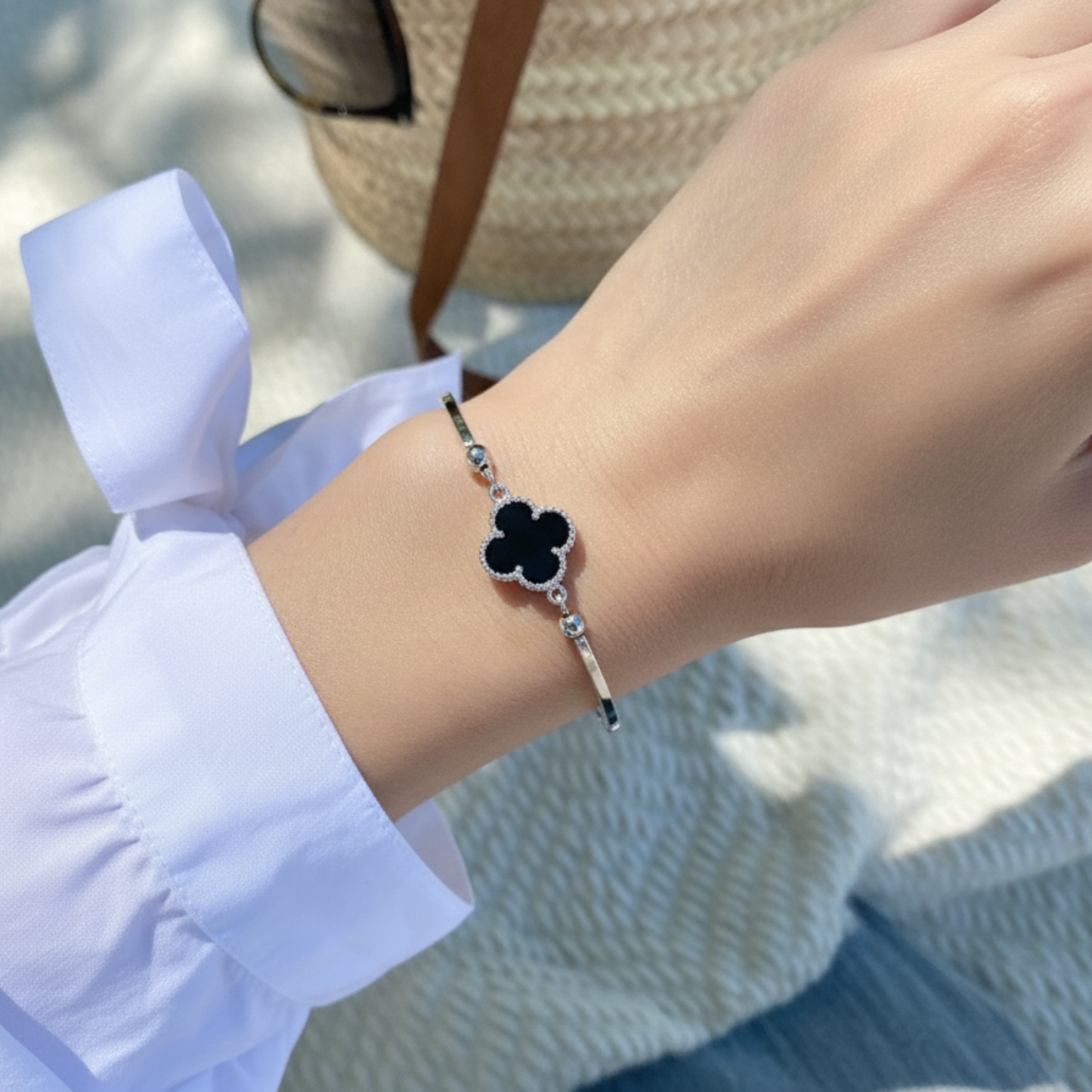 Clover Black Bracelet