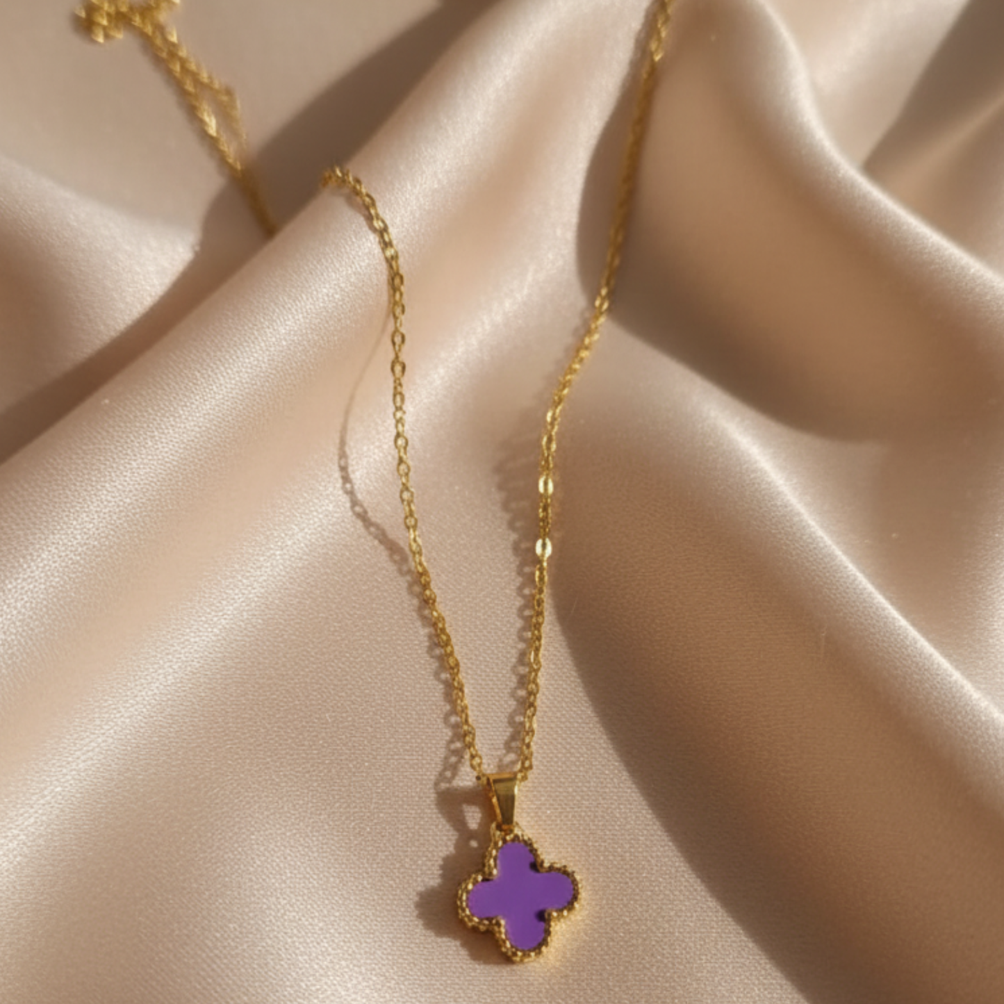 Clover Mist Gold Chain