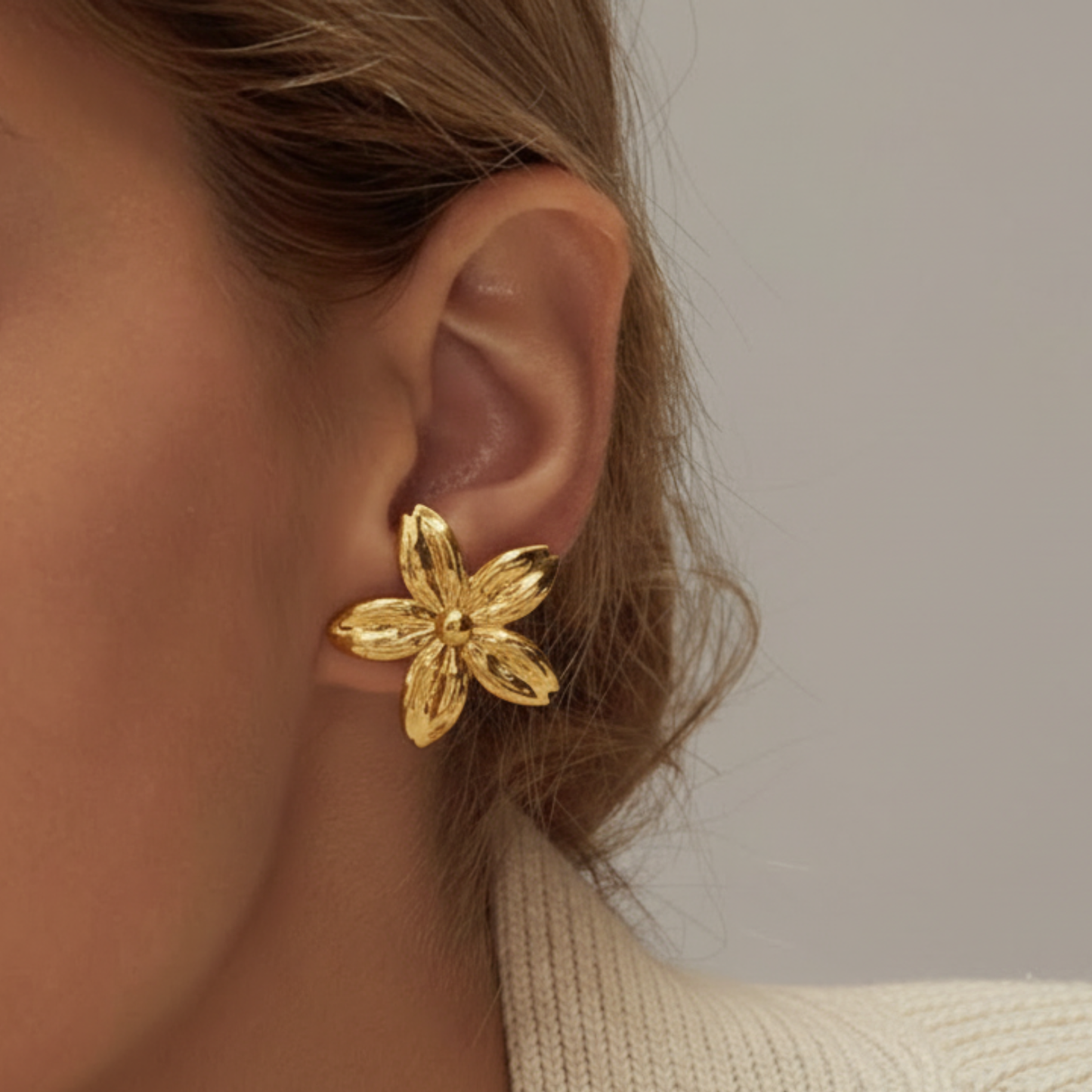 Flower studs